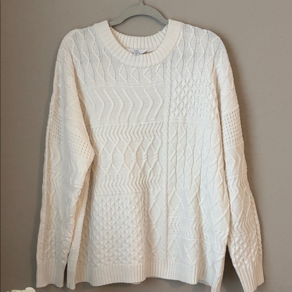 Time and Tru Sweaters - Time and Tru Cream Cable Knit Sweater